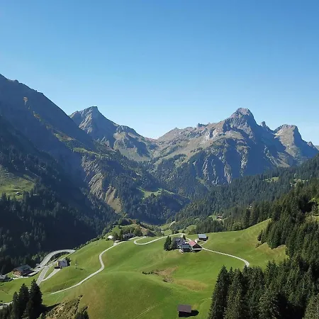 In Beim Arlberg *